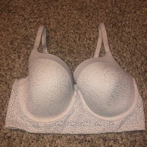 Lightly lined 36DDD Bra